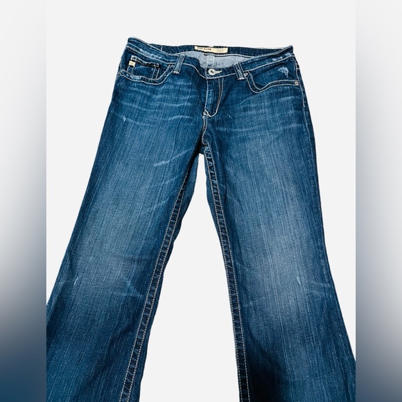 Big Star Maddie Dark Wash Mid Rise Fit Size 33 Regular - Picture 3 of 13